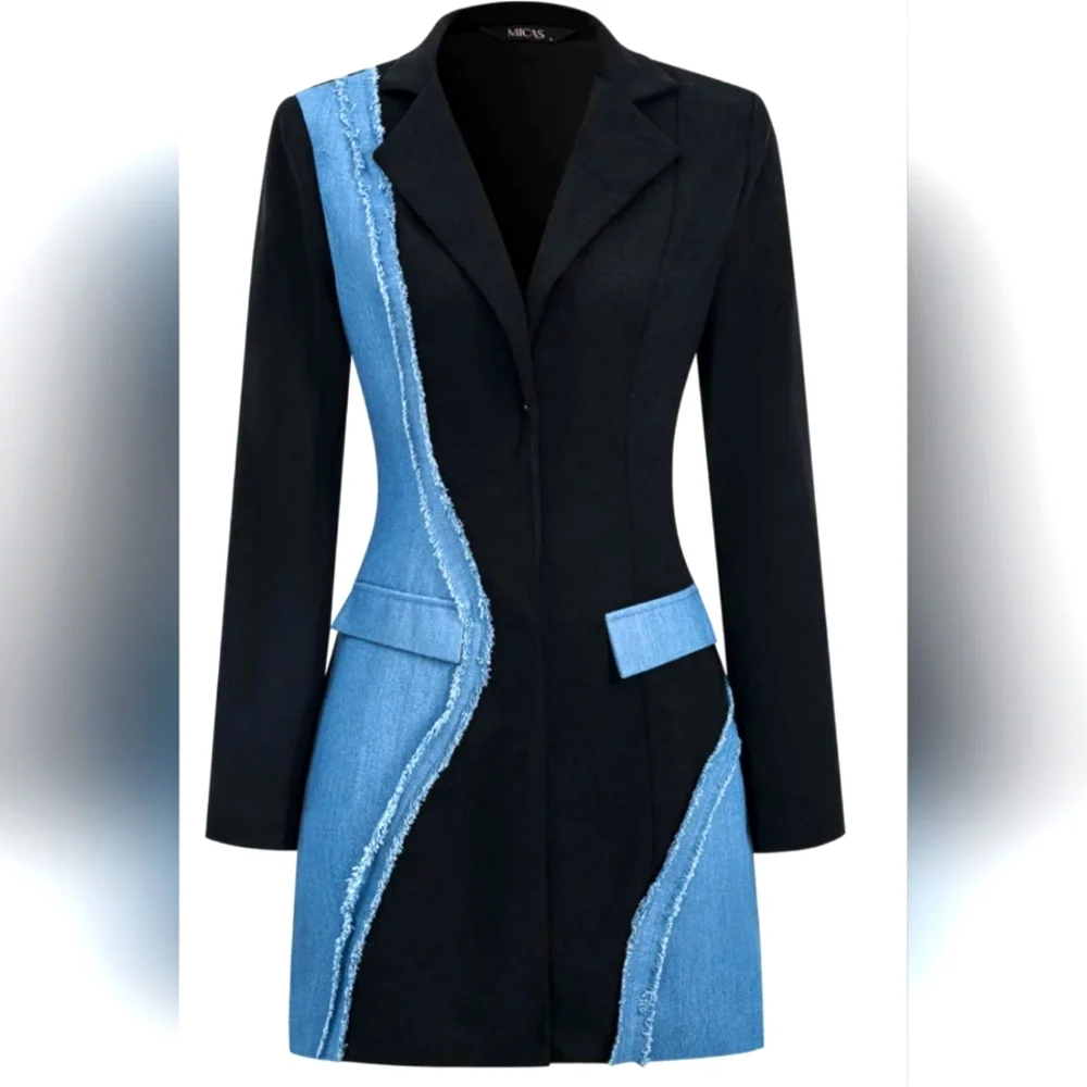 Women's Black and Blue Jacket - Picture 1 of 7